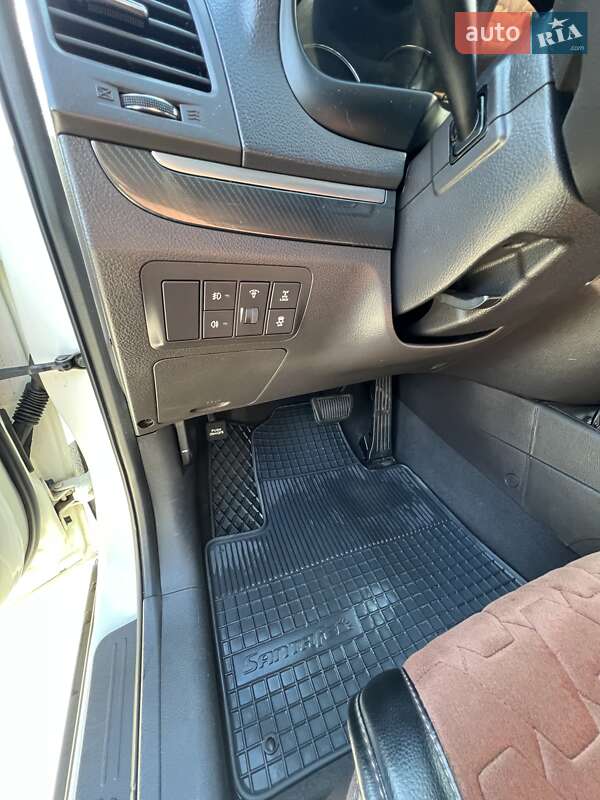 Позашляховик / Кросовер Hyundai Santa FE 2011 в Ананьїві
