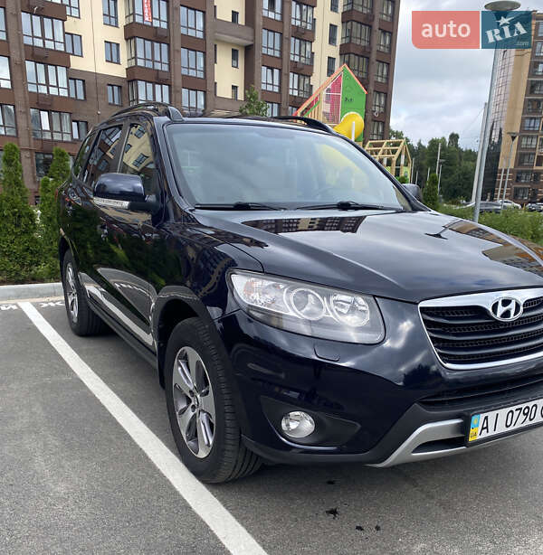 Внедорожник / Кроссовер Hyundai Santa FE 2012 в Носовке