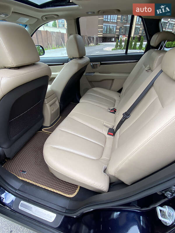 Внедорожник / Кроссовер Hyundai Santa FE 2012 в Носовке