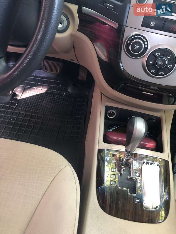 Позашляховик / Кросовер Hyundai Santa FE 2012 в Болехові фото 5 Позашляховик / Кросовер Hyundai Santa FE 2012 в Болехові