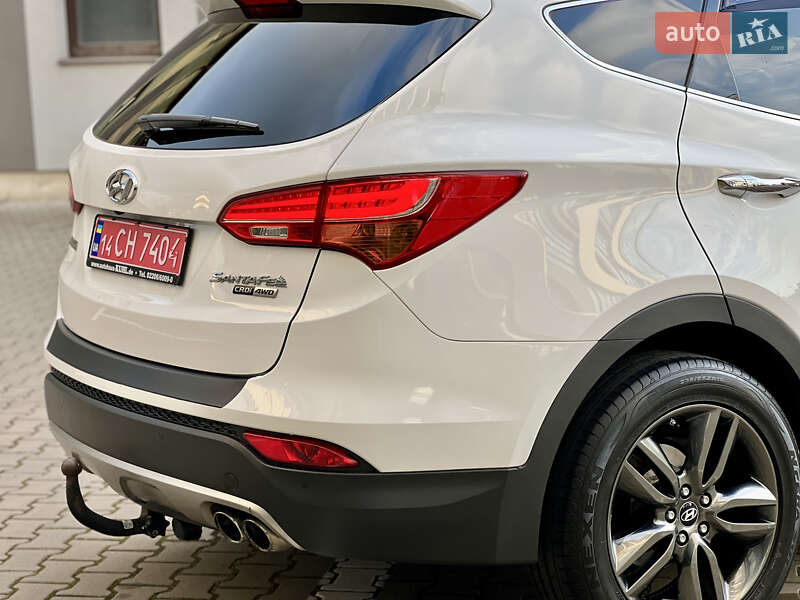 Позашляховик / Кросовер Hyundai Santa FE 2014 в Івано-Франківську