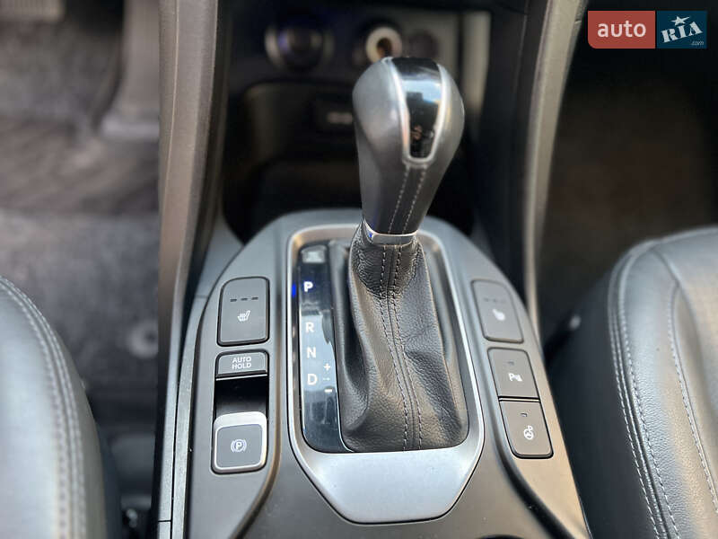 Позашляховик / Кросовер Hyundai Santa FE 2014 в Івано-Франківську