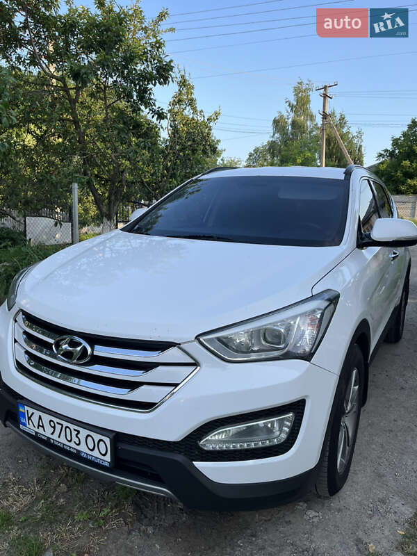 Позашляховик / Кросовер Hyundai Santa FE 2015 в Ставищі