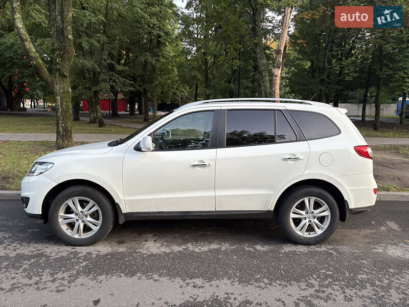 Позашляховик / Кросовер Hyundai Santa FE 2011 в Харкові