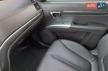 Внедорожник / Кроссовер Hyundai Santa FE 2011 в 