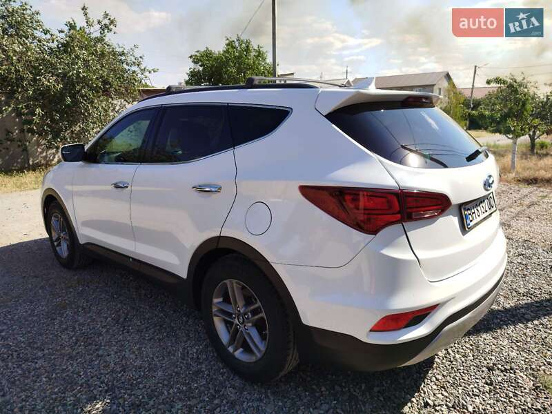 Позашляховик / Кросовер Hyundai Santa FE 2016 в Одесі