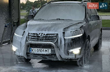 Позашляховик / Кросовер Hyundai Santa FE 2011 в Києві