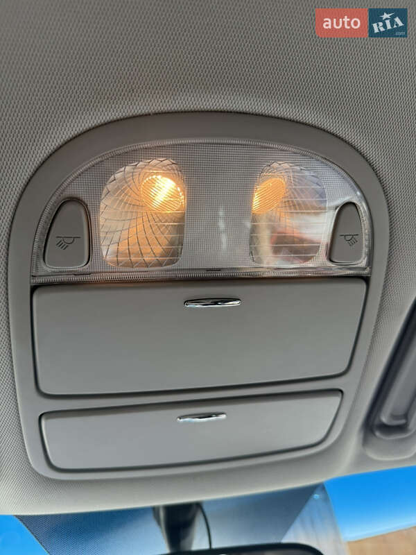 Позашляховик / Кросовер Hyundai Santa FE 2012 в Києві