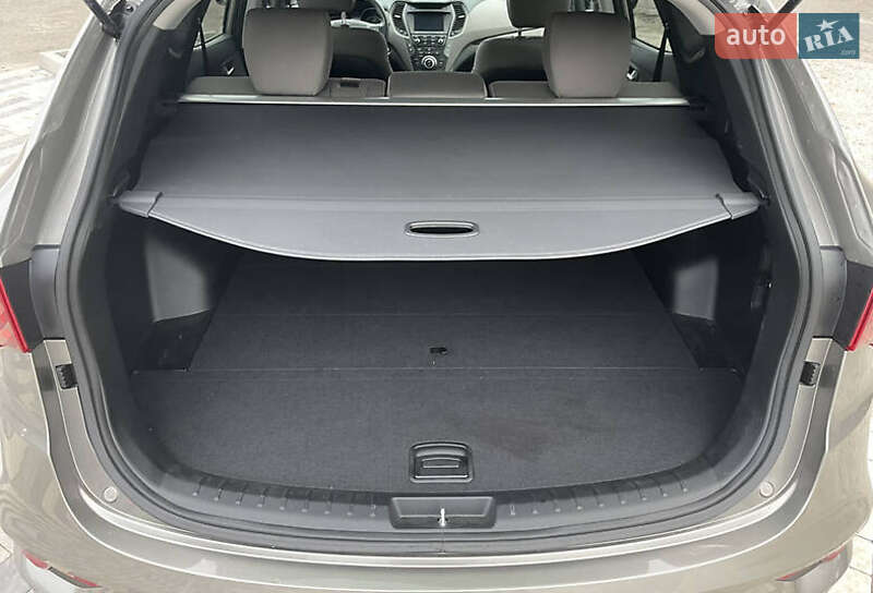 Позашляховик / Кросовер Hyundai Santa FE 2017 в Хмельницькому