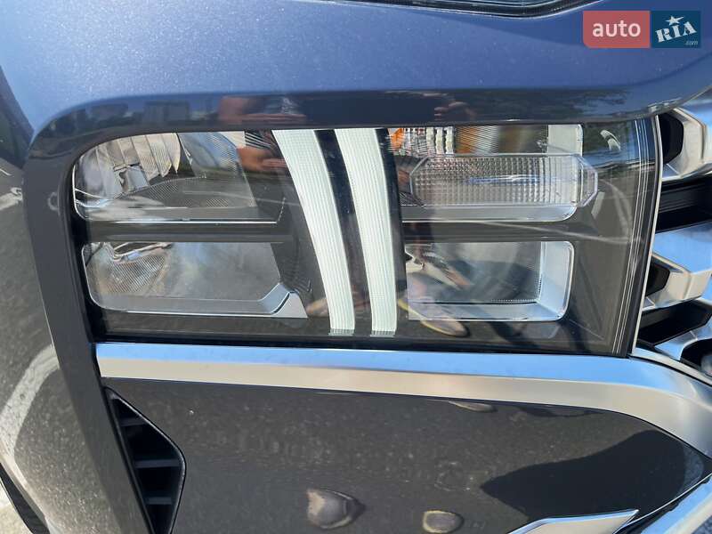 Внедорожник / Кроссовер Hyundai Santa FE 2022 в Киеве