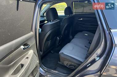 Позашляховик / Кросовер Hyundai Santa FE 2022 в 