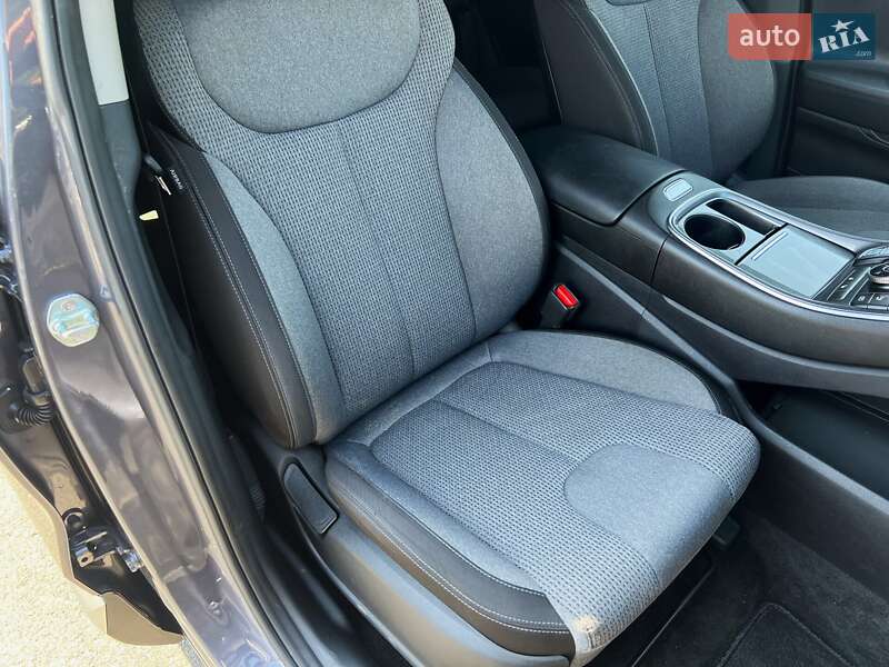 Внедорожник / Кроссовер Hyundai Santa FE 2022 в Киеве