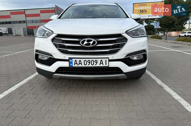 Внедорожник / Кроссовер Hyundai Santa FE 2016 в Киеве