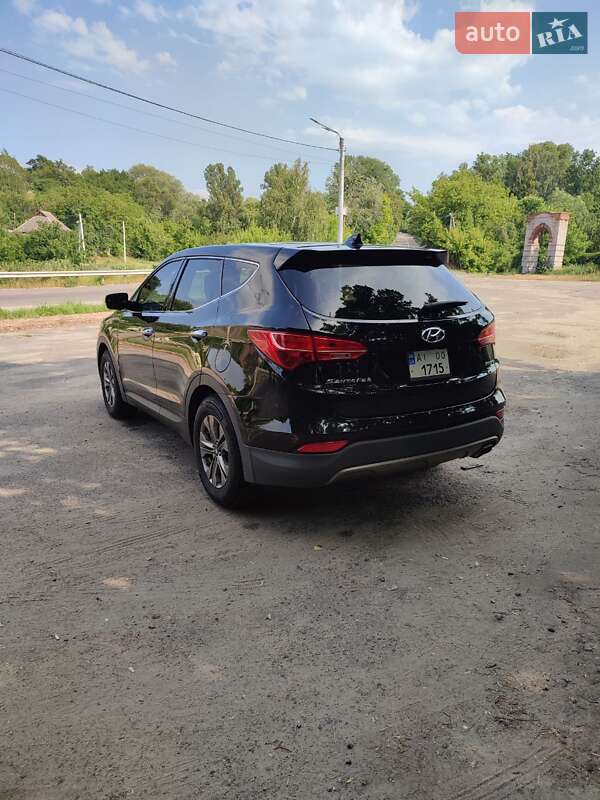 Внедорожник / Кроссовер Hyundai Santa FE 2014 в Обухове