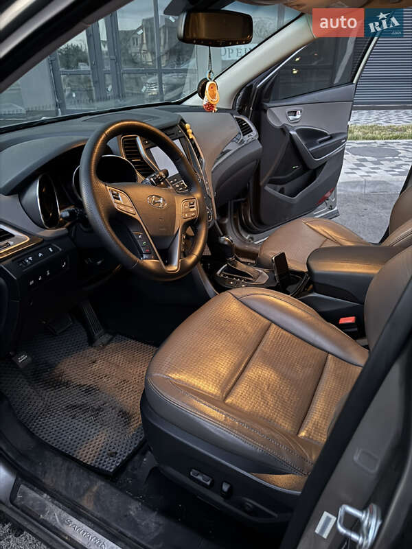 Внедорожник / Кроссовер Hyundai Santa FE 2014 в Чернигове