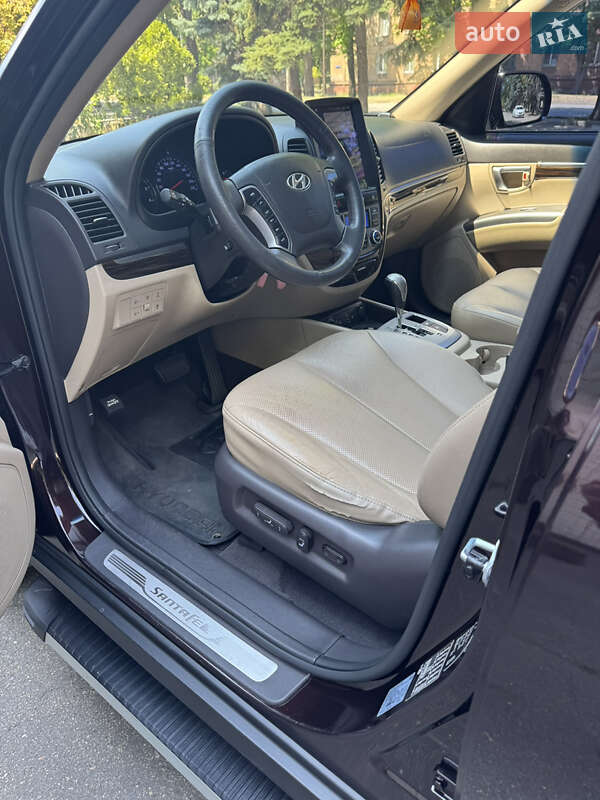 Позашляховик / Кросовер Hyundai Santa FE 2012 в Кривому Розі