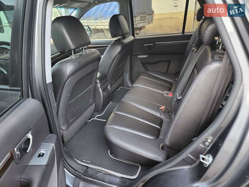 Внедорожник / Кроссовер Hyundai Santa FE 2011 в Херсоне