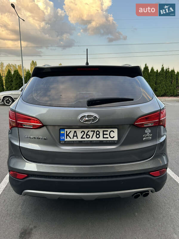 Позашляховик / Кросовер Hyundai Santa FE 2015 в Києві
