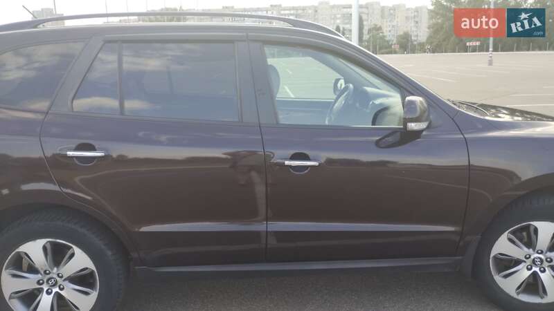Позашляховик / Кросовер Hyundai Santa FE 2012 в Києві