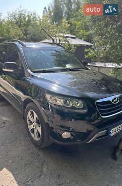 Внедорожник / Кроссовер Hyundai Santa FE 2012 в 