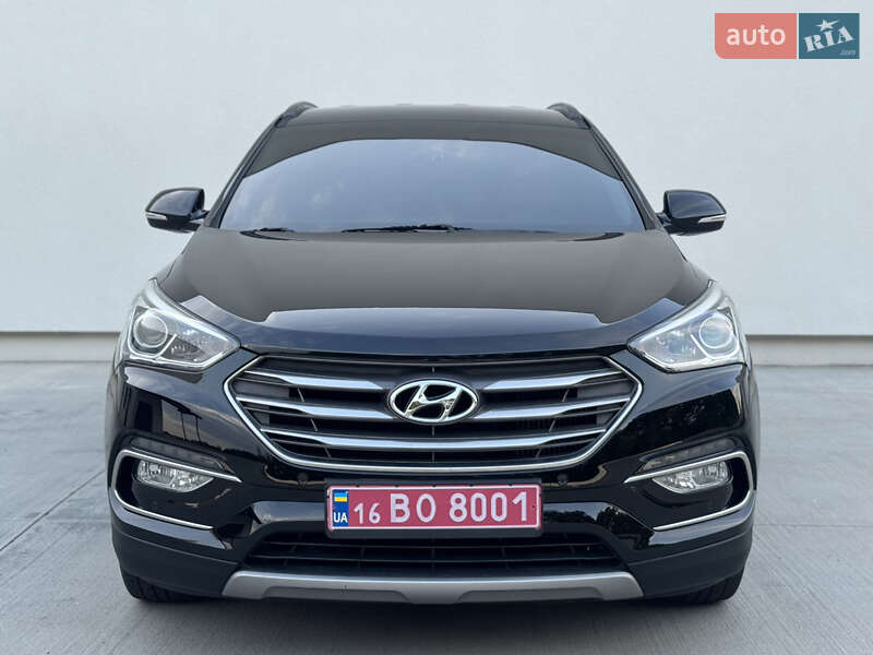 Внедорожник / Кроссовер Hyundai Santa FE 2015 в Луцке