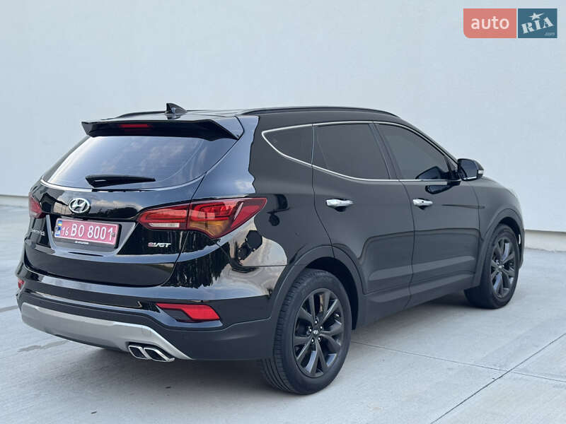 Внедорожник / Кроссовер Hyundai Santa FE 2015 в Луцке