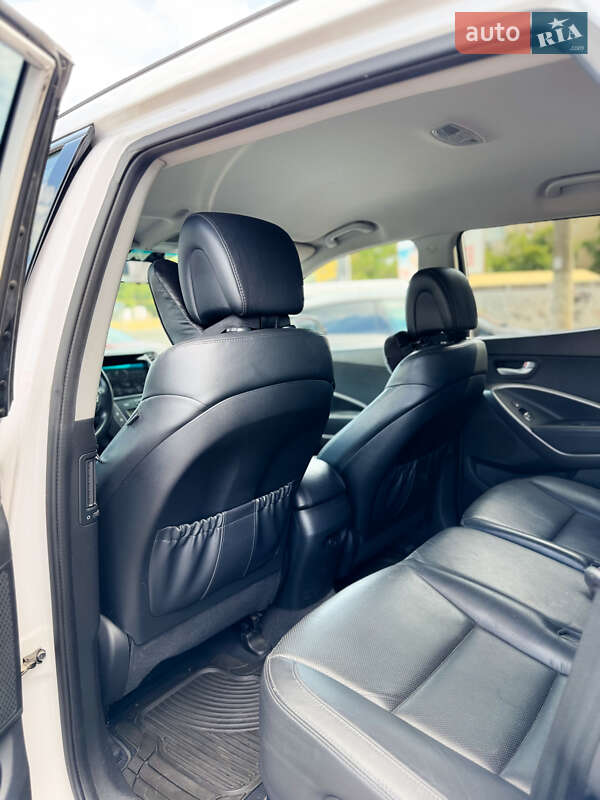 Позашляховик / Кросовер Hyundai Santa FE 2015 в Одесі