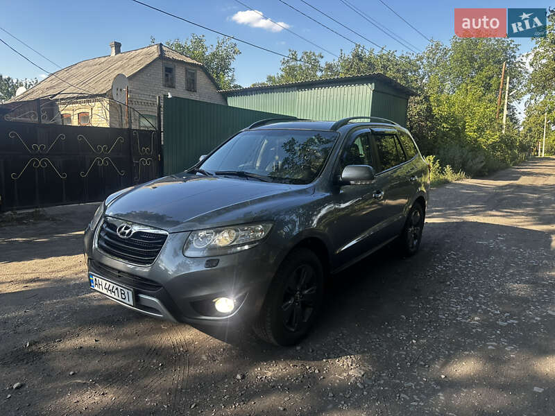 Внедорожник / Кроссовер Hyundai Santa FE 2012 в Лозовой