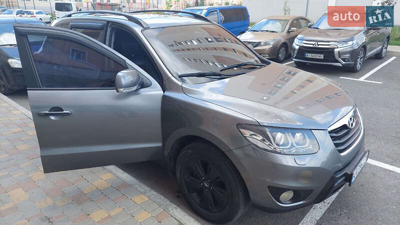 Позашляховик / Кросовер Hyundai Santa FE 2012 в Києві