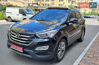 Внедорожник / Кроссовер Hyundai Santa FE 2014 в 