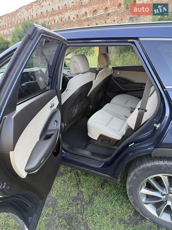Внедорожник / Кроссовер Hyundai Santa FE 2017 в Львове