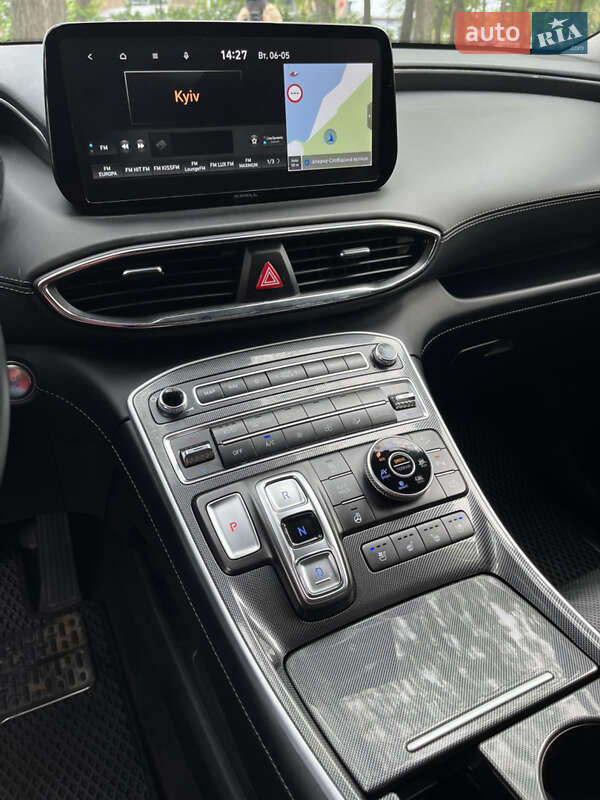 Внедорожник / Кроссовер Hyundai Santa FE 2021 в Киеве
