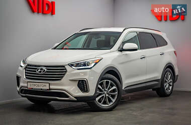 Внедорожник / Кроссовер Hyundai Santa FE 2016 в Киеве