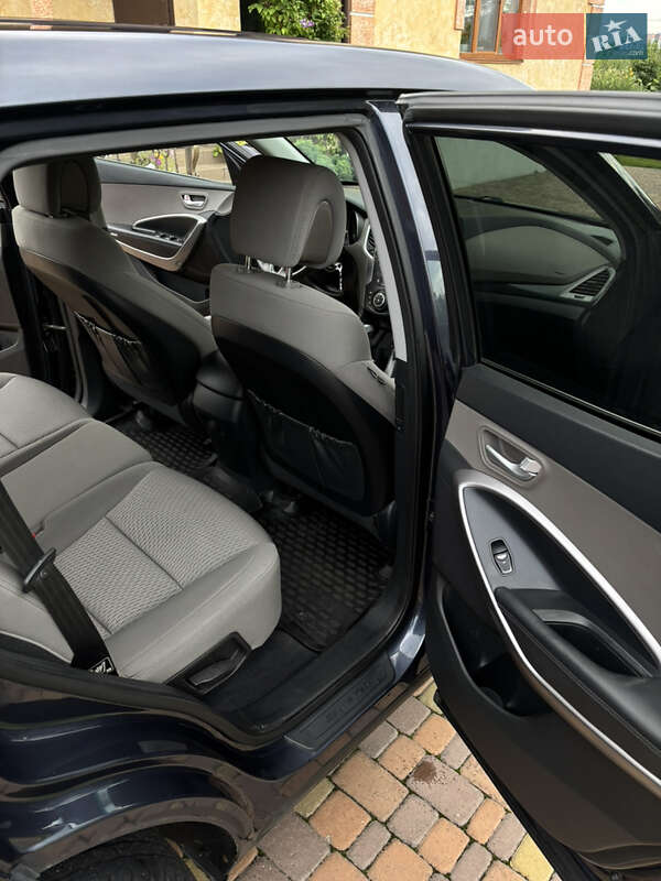 Позашляховик / Кросовер Hyundai Santa FE 2015 в Житомирі