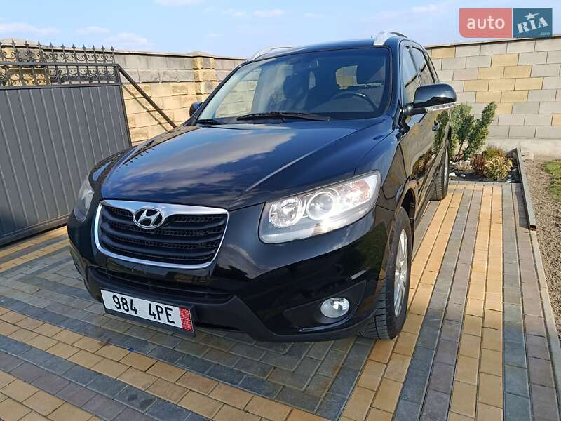 Позашляховик / Кросовер Hyundai Santa FE 2010 в Луцьку