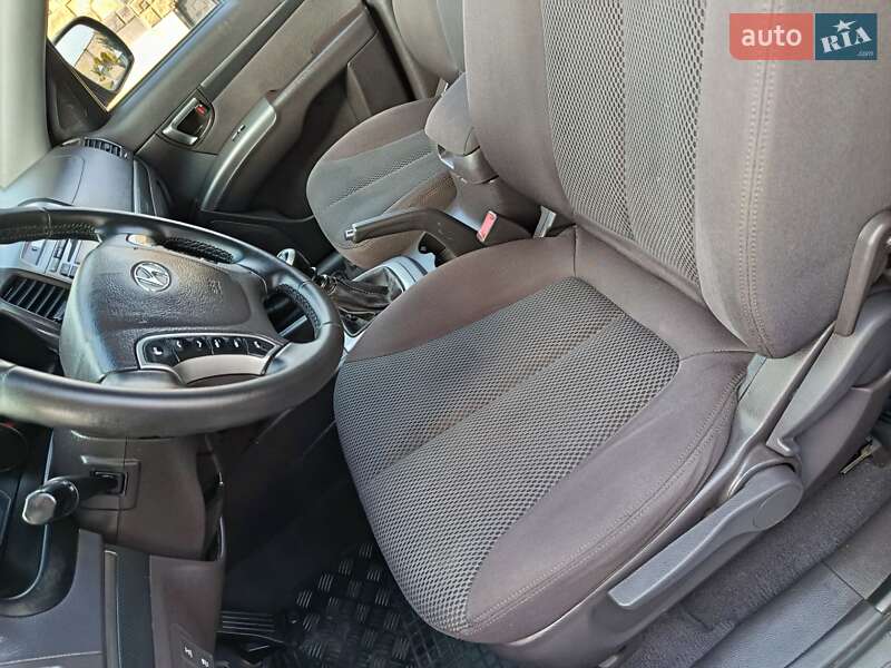 Позашляховик / Кросовер Hyundai Santa FE 2010 в Луцьку