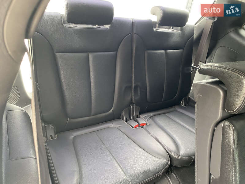 Внедорожник / Кроссовер Hyundai Santa FE 2011 в Киеве