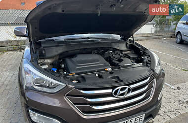 Внедорожник / Кроссовер Hyundai Santa FE 2014 в 