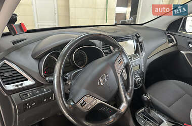 Внедорожник / Кроссовер Hyundai Santa FE 2014 в 