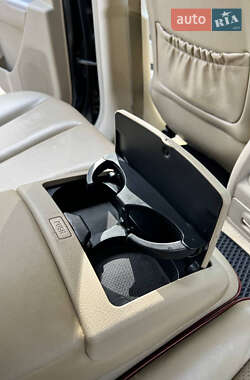 Внедорожник / Кроссовер Hyundai Santa FE 2007 в 