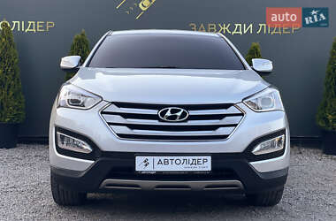 Внедорожник / Кроссовер Hyundai Santa FE 2013 в 