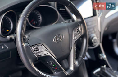 Внедорожник / Кроссовер Hyundai Santa FE 2013 в 