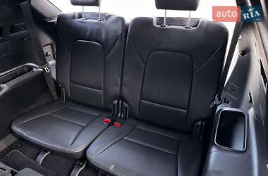 Внедорожник / Кроссовер Hyundai Santa FE 2013 в 