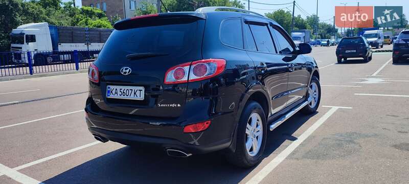 Позашляховик / Кросовер Hyundai Santa FE 2011 в Житомирі