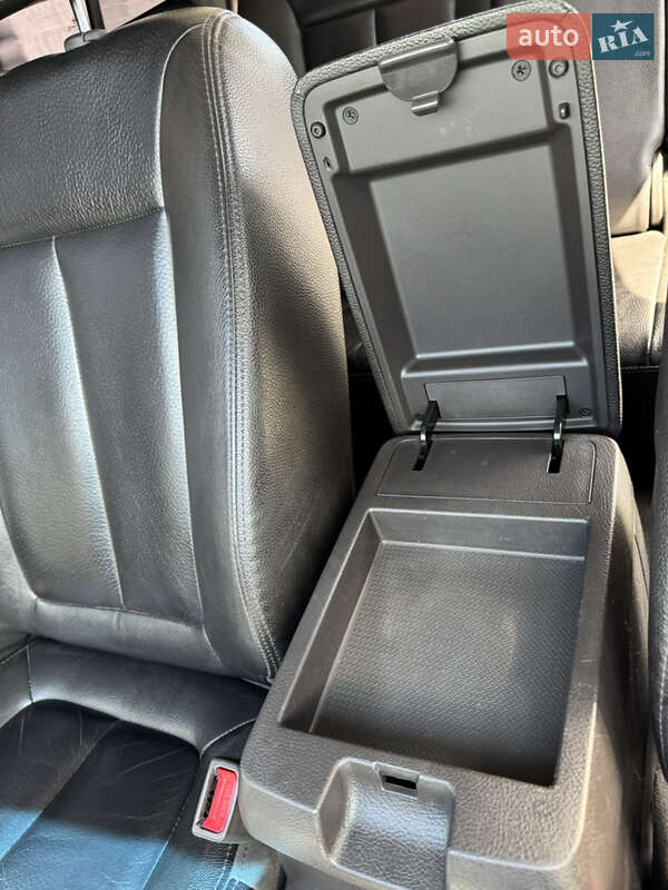 Внедорожник / Кроссовер Hyundai Santa FE 2010 в Ивано-Франковске