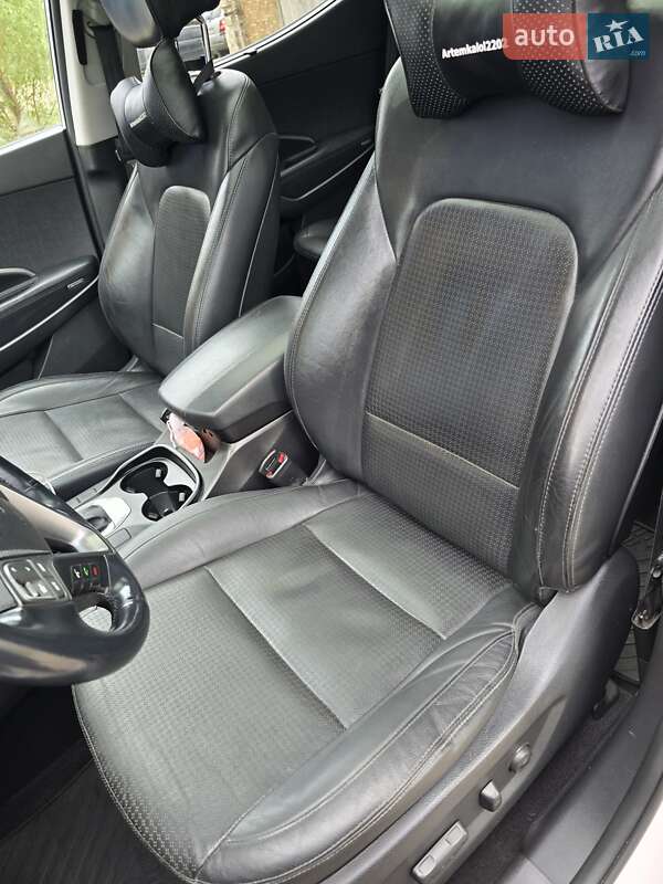 Позашляховик / Кросовер Hyundai Santa FE 2012 в Вінниці