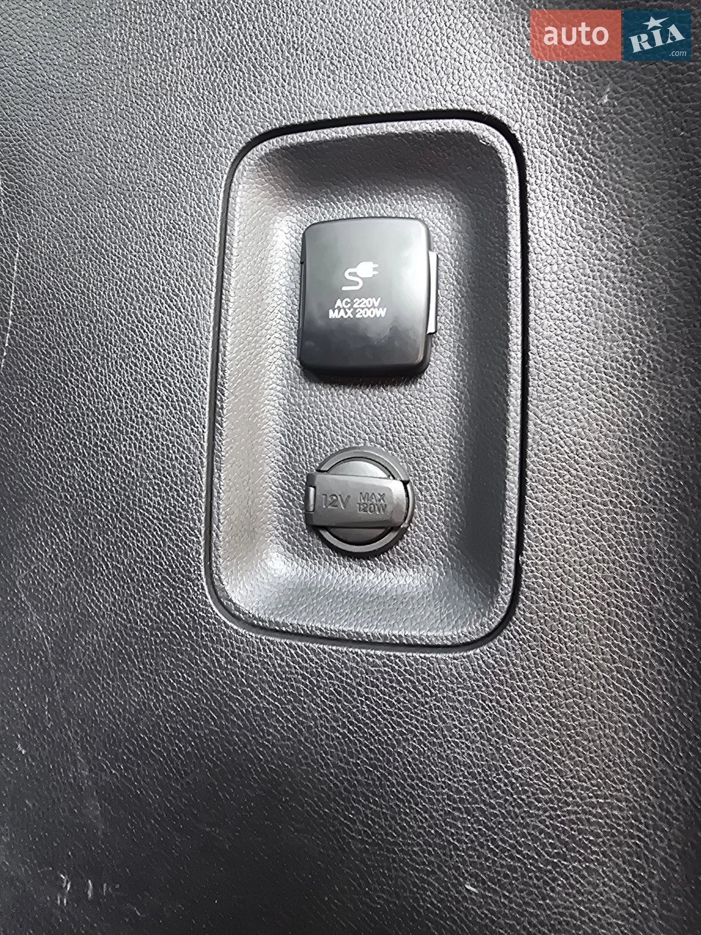 2012 Hyundai Santa Fe - мініатюра 34