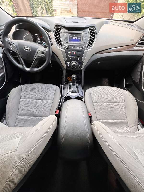 Позашляховик / Кросовер Hyundai Santa FE 2016 в Запоріжжі фото 8 Позашляховик / Кросовер Hyundai Santa FE 2016 в Запоріжжі