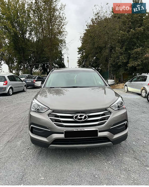 Позашляховик / Кросовер Hyundai Santa FE 2018 в Рівному