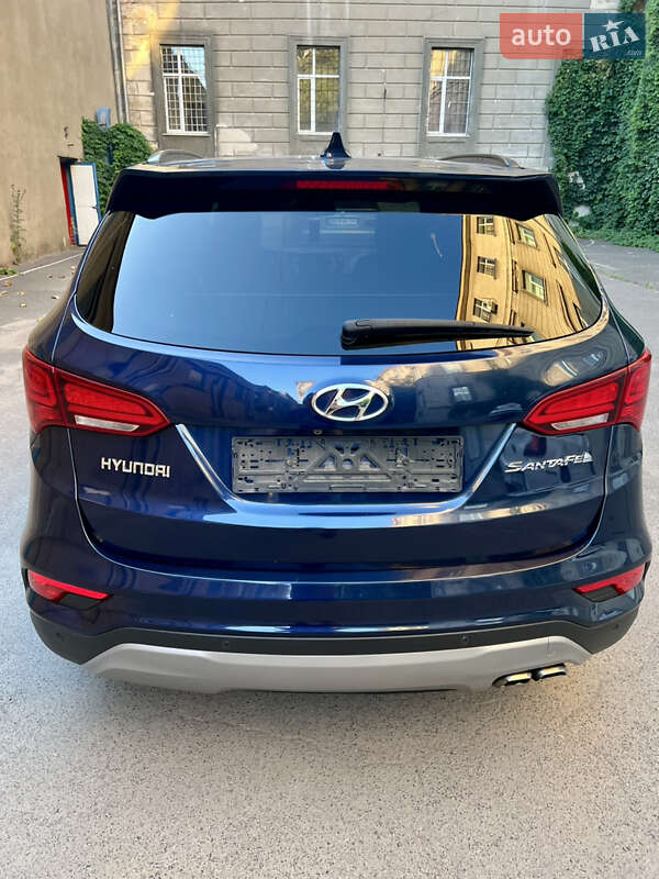 Внедорожник / Кроссовер Hyundai Santa FE 2017 в Одессе